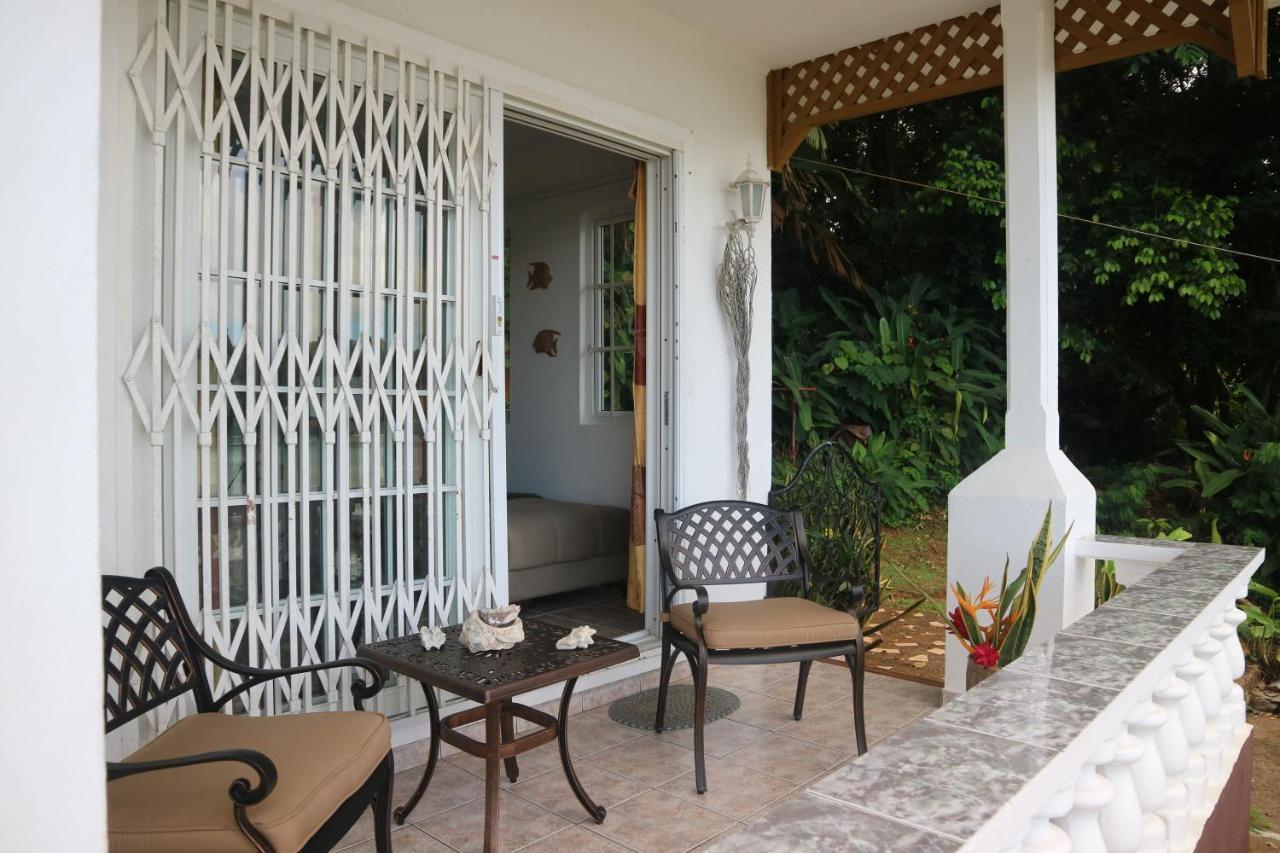 Seychelles Yellow Petals Appartement