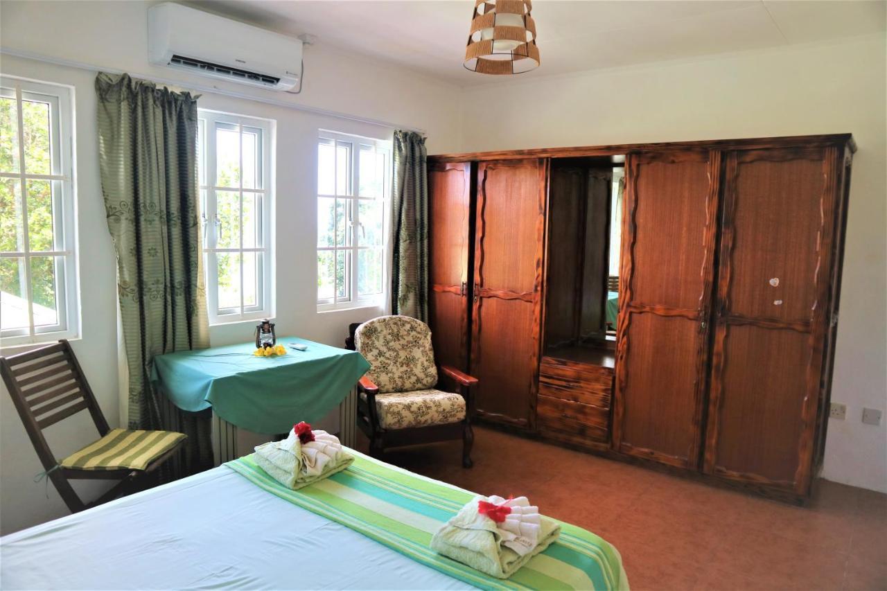 Appartement Seychelles Yellow Petals *