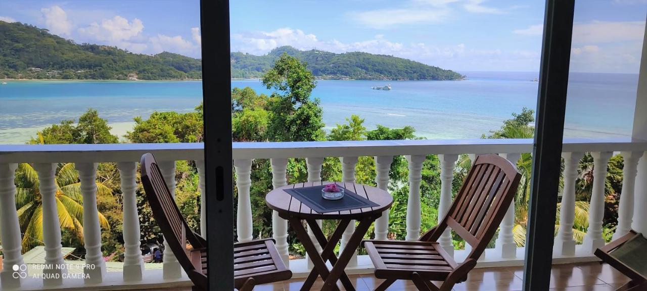 Appartement Seychelles Yellow Petals *